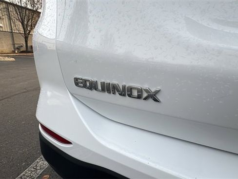 Used 2024 Chevrolet Equinox LT image 31