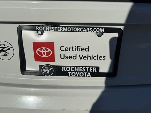 Certified 2022 Toyota Corolla LE image 38