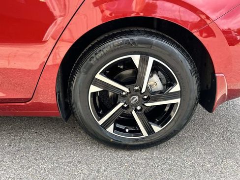 Used 2025 Nissan Sentra SV FWD image 8