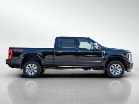 Used 2019 Ford F250 Platinum w/ Platinum Ultimate Package image 7