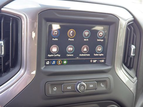 Used 2022 Chevrolet Silverado 1500 Custom image 17