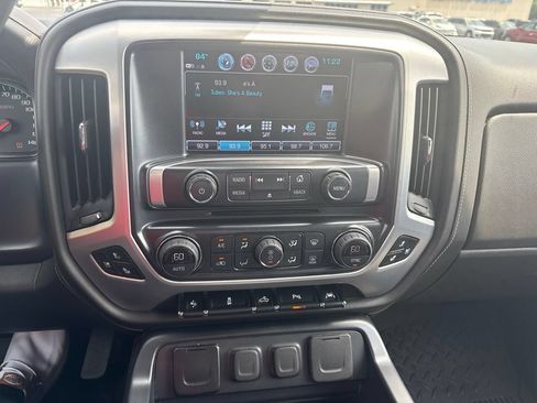 Used 2018 GMC Sierra 1500 SLT AWD/4WD image 19