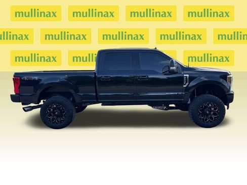 Used 2019 Ford F250 Lariat w/ Lariat Value Package AWD/4WD image 2