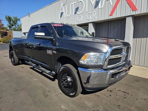 Used 2014 RAM 3500 Tradesman w/ Chrome Appearance Group image 4