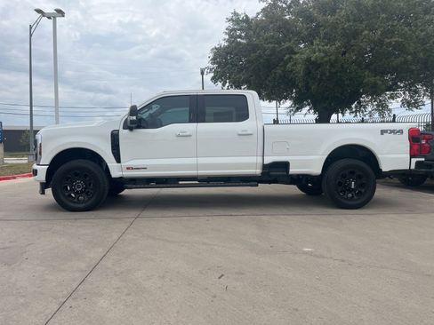 New 2026 Ford F350 Lariat w/ Black Appearance Package image 3