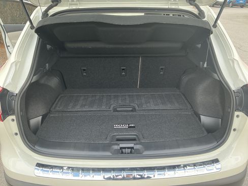 Used 2022 Nissan Rogue Sport SL w/ Premium Package AWD/4WD image 17