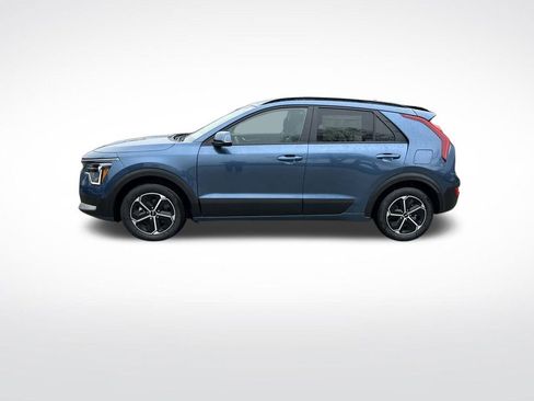 New 2025 Kia Niro EX image 2