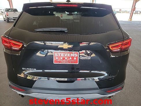 Used 2025 Chevrolet Blazer LT FWD image 9