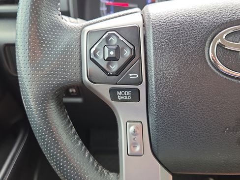 Used 2019 Toyota 4Runner SR5 AWD/4WD image 26