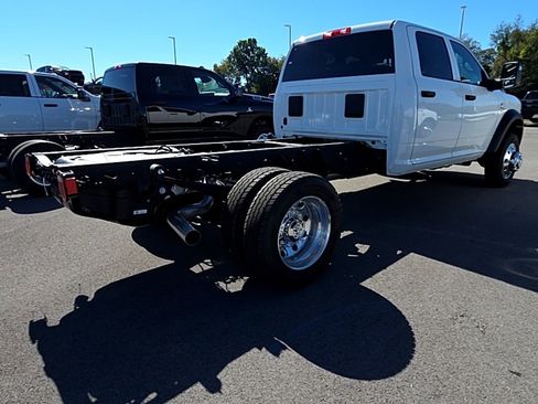 New 2026 RAM 4500 Tradesman w/ Chrome Appearance Group AWD/4WD image 5