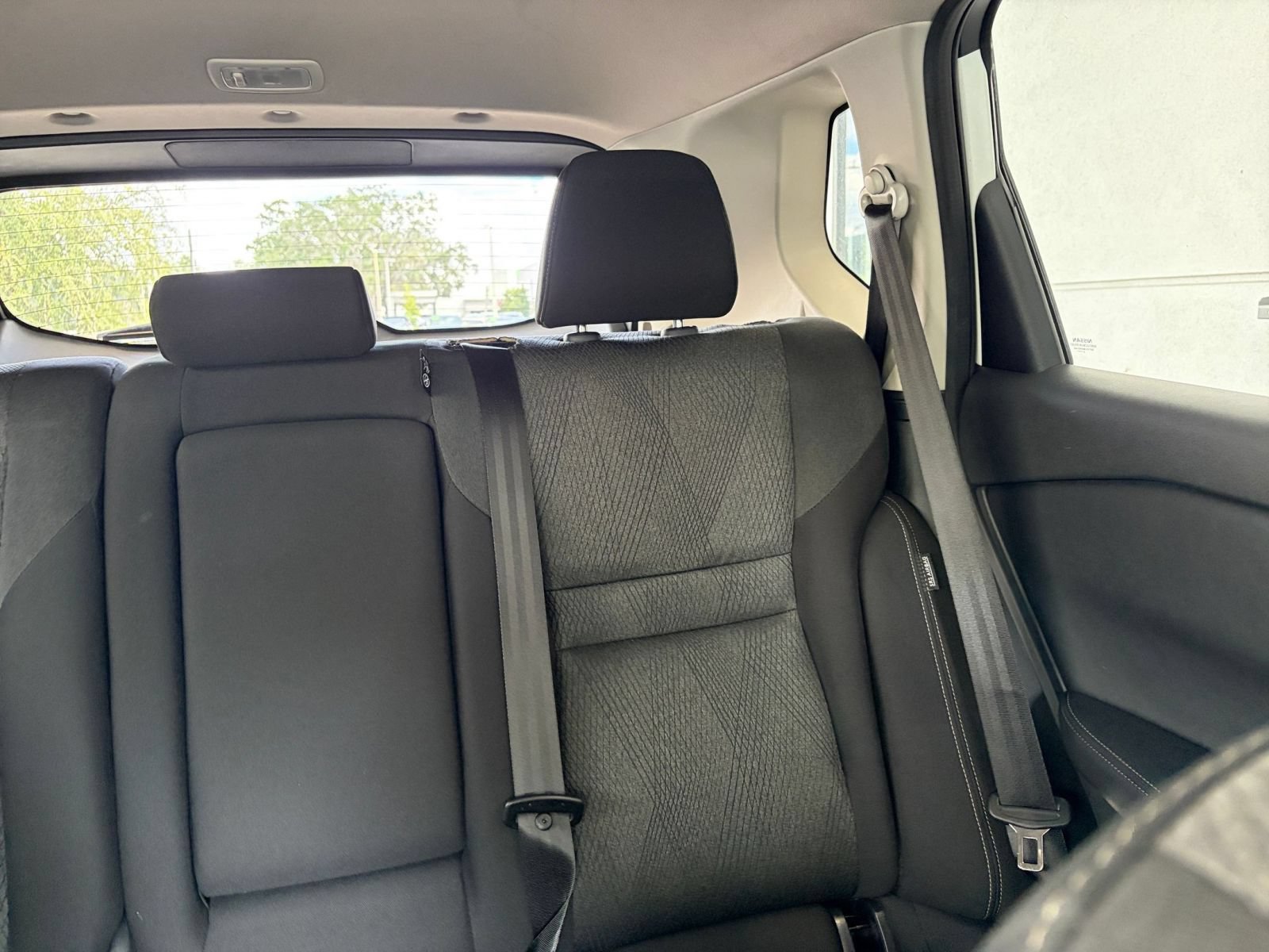 Used 2025 Nissan Rogue SV FWD image 37