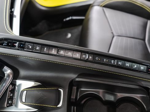 Used 2023 Chevrolet Corvette Stingray Premium Conv w/ 3LT image 20