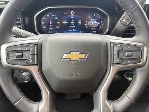 Used 2026 Chevrolet Silverado 2500 LTZ AWD/4WD image 7