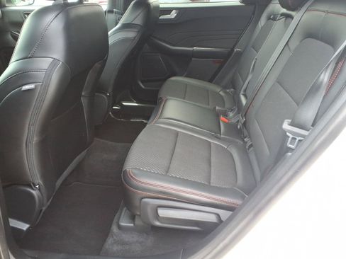Certified 2024 Ford Escape ST-Line w/ Tech Pack #1 AWD/4WD image 13