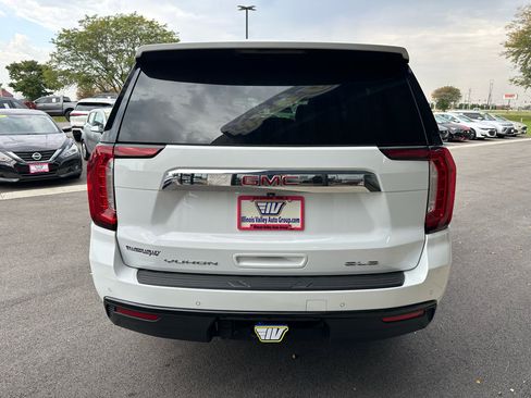 Used 2022 GMC Yukon XL SLE w/ Max Trailering Package image 6