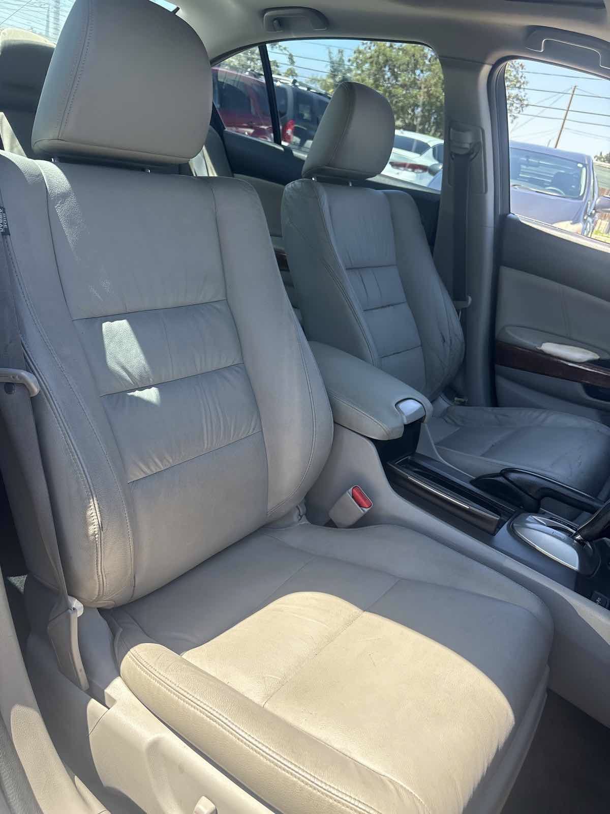Used 2012 Honda Accord EX-L image 16