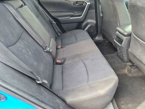 Used 2020 Toyota RAV4 LE w/ All Weather Liner Package AWD/4WD image 15