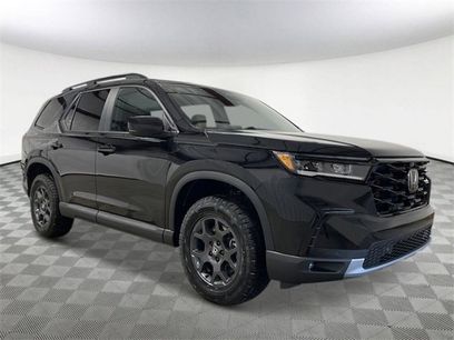 New 2025 Honda Pilot TrailSport