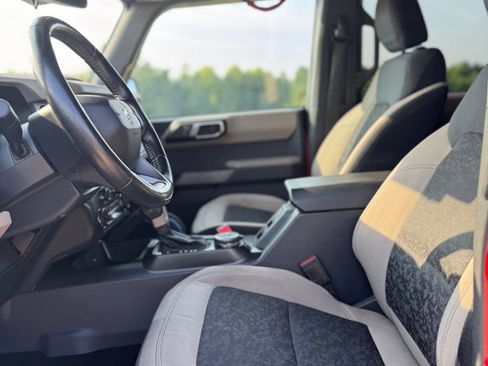 Used 2022 Ford Bronco Wildtrak image 4