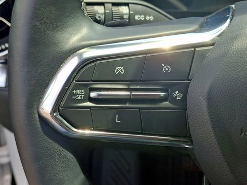 Used 2025 Chevrolet Equinox LT AWD/4WD image 21