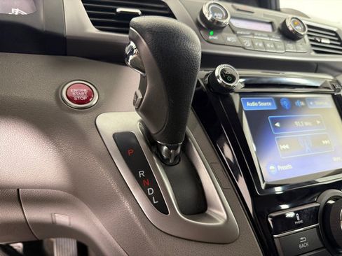 Used 2014 Honda Odyssey EX image 28