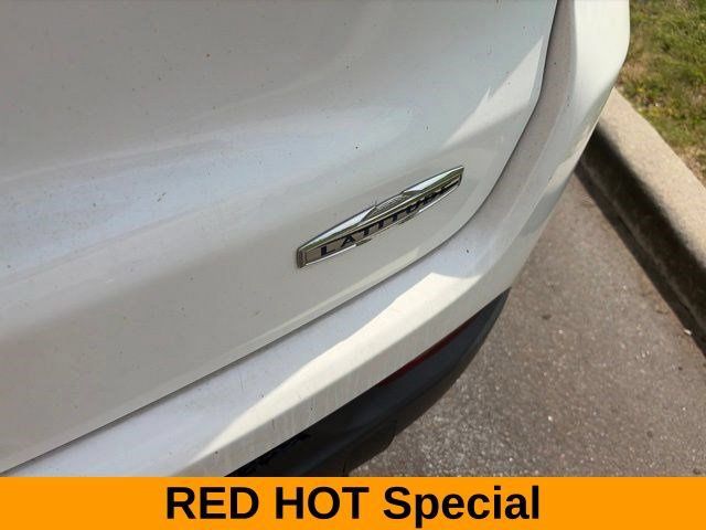 Used 2020 Jeep Compass Latitude w/ Cold Weather Group AWD/4WD image 50