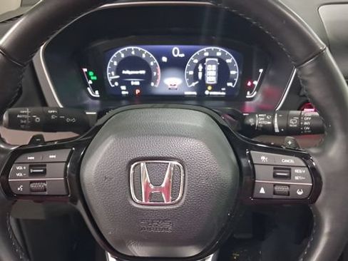 Used 2025 Honda Pilot Elite image 12