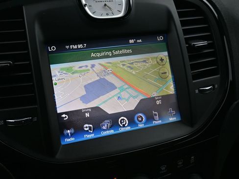 Used 2014 Chrysler 300 S image 16