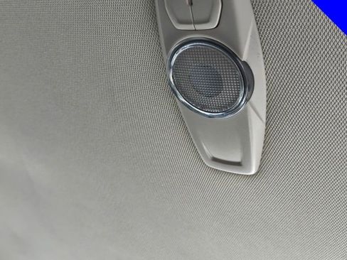 Used 2024 Ford Edge Titanium image 25