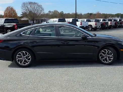 Used 2021 Hyundai Sonata SEL image 9