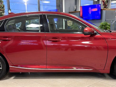 Used 2022 Honda Accord EX-L image 8