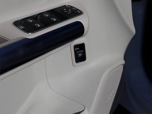 New 2026 Mercedes-Benz GLA 250 4MATIC image 27