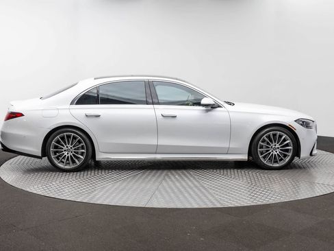 Used 2025 Mercedes-Benz S 580 4MATIC Sedan image 46