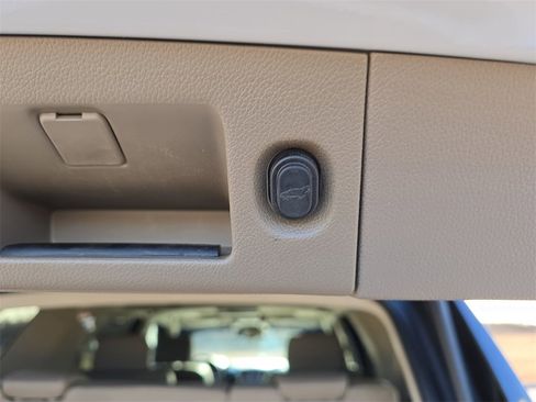 Used 2016 GMC Yukon SLT w/ Open Road Package image 14