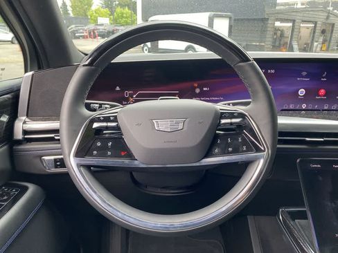 Certified 2025 Cadillac Escalade IQ Sport 1 w/ Smart Trailering package AWD/4WD image 20
