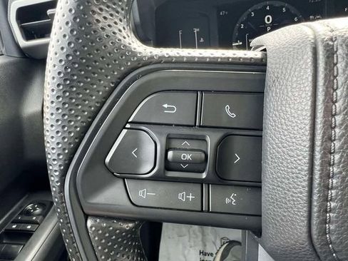 Certified 2025 Toyota Tacoma SR5 image 25