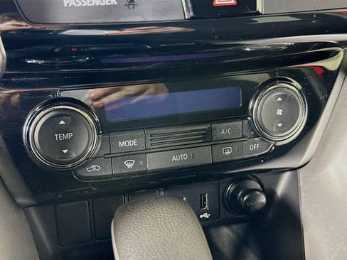 Used 2019 Mitsubishi Eclipse Cross LE image 16