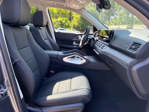 New 2026 Mercedes-Benz GLS 450 4MATIC image 35