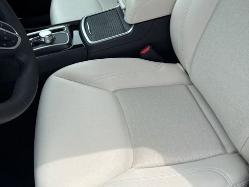 Used 2023 Chrysler 300 Touring w/ Sport Appearance Package RWD image 14