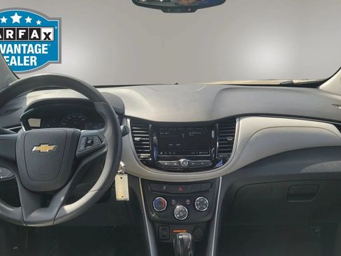 Used 2019 Chevrolet Trax LS FWD image 17