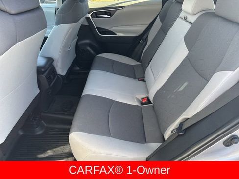 Certified 2022 Toyota RAV4 XLE image 5