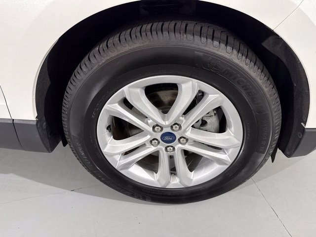 Used 2020 Ford Edge SEL w/ Convenience Package FWD image 13