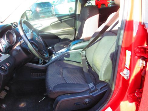 Used 2014 Dodge Journey SXT w/ Flexible Seating Group AWD/4WD image 11
