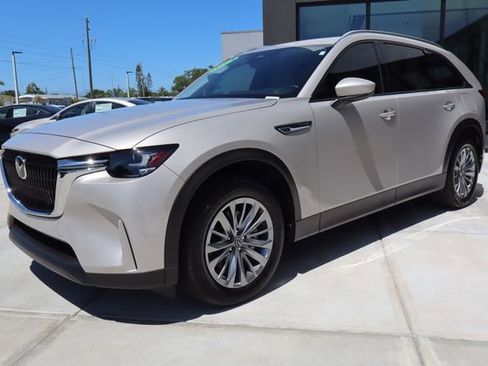 Used 2024 MAZDA CX-90 Plug-In Hybrid w/ Preferred AWD/4WD image 8