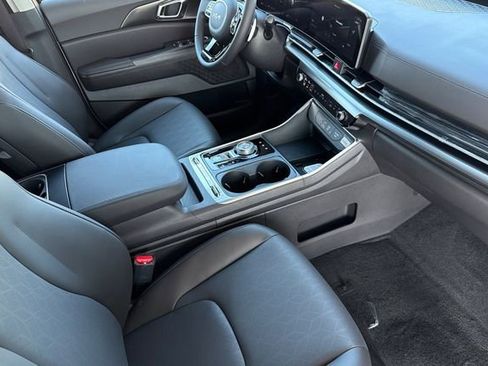 New 2026 Kia Carnival SX image 19