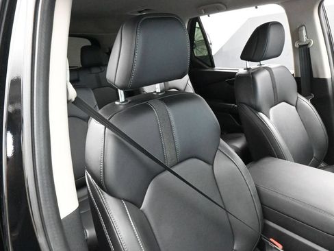 Used 2025 Honda Pilot EX-L image 46