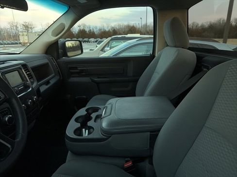 Used 2019 RAM 1500 Tradesman w/ Tradesman SXT Package image 28