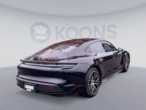 Used 2022 Porsche Taycan 4S image 7
