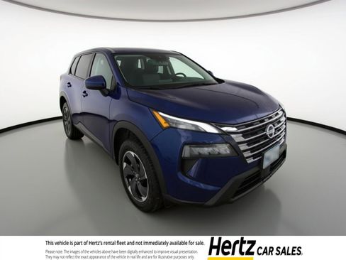 Used 2025 Nissan Rogue SV AWD/4WD image 1