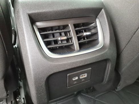 Used 2021 Chevrolet Blazer LT image 13